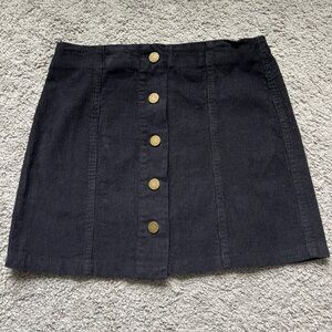Clarisbelle Black Corduroy Front Snap Skirt Size S